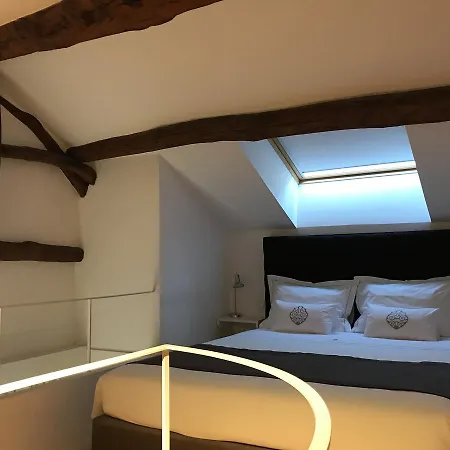 Porto Vintage Guesthouse-3